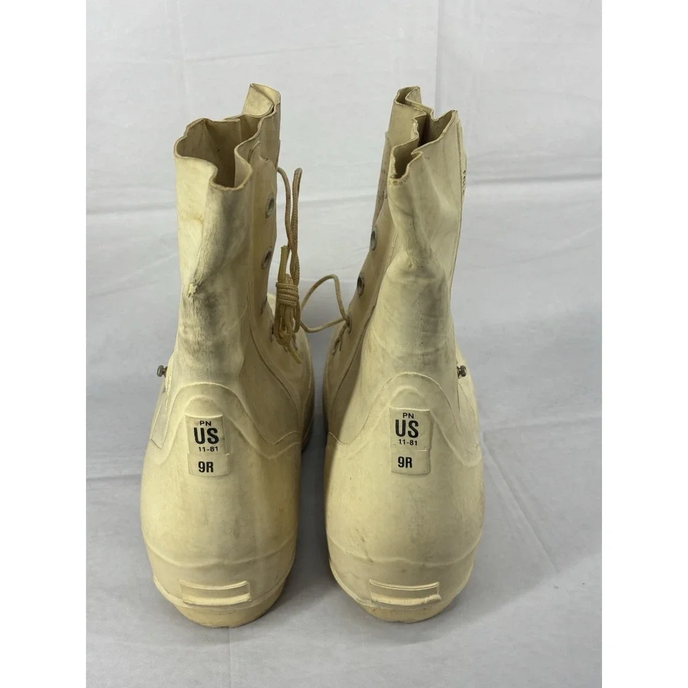 US Military DLA 100-82-C-4041 Mens Off White Bunny Boots Cold Weather 9R Mickey